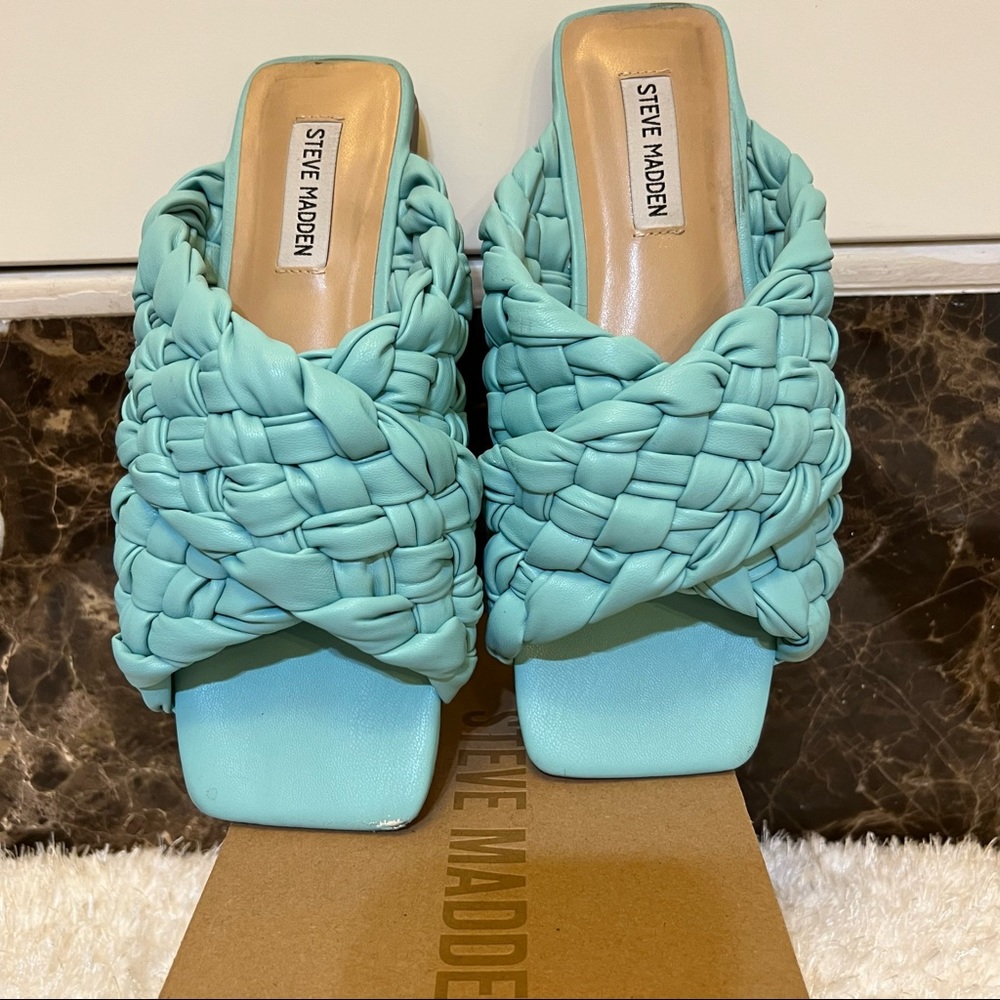 Steve Madden~Marina~Braided Flat Sandal~Turquoise-Sz 8.5